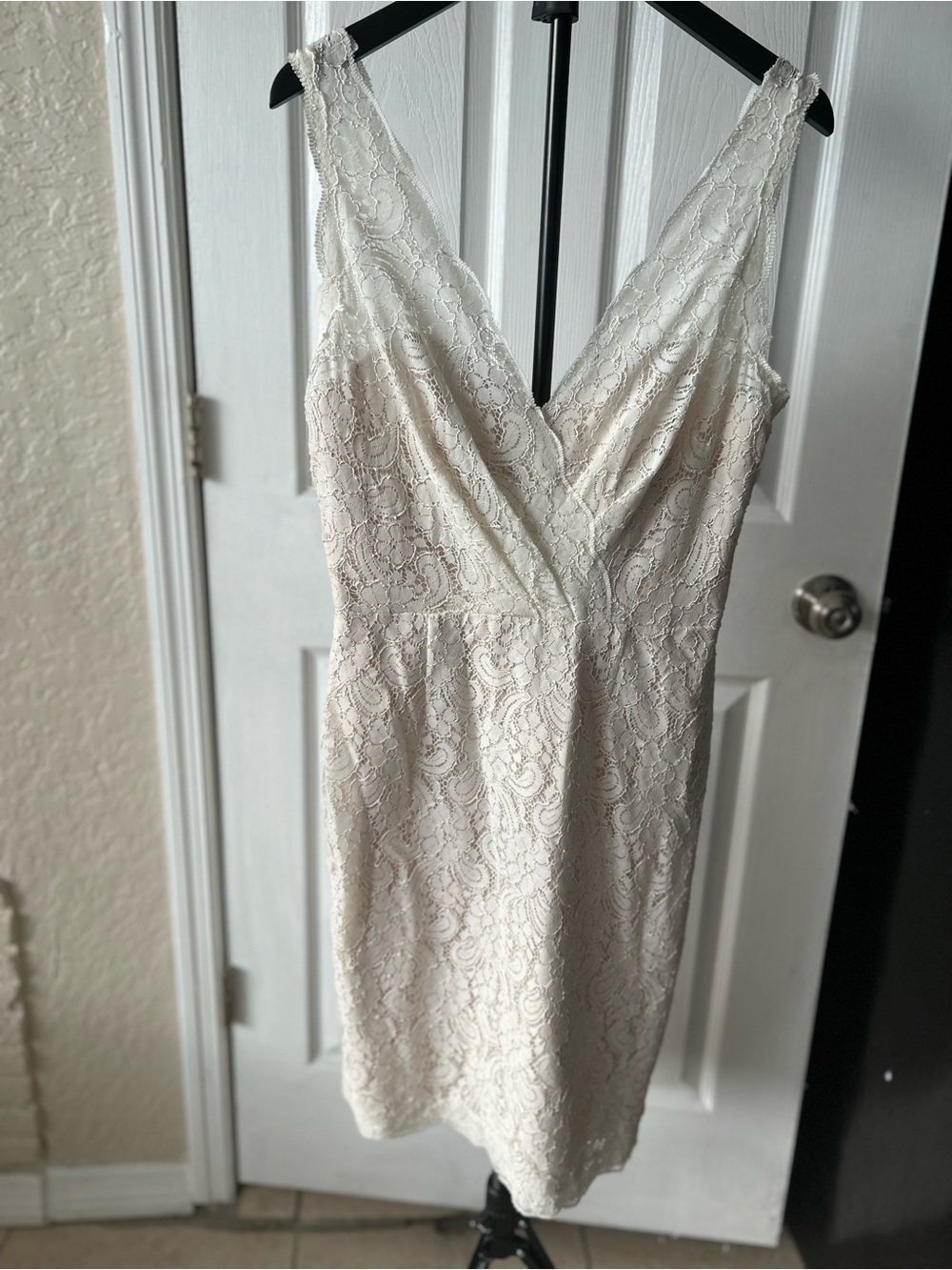 Encore by Watters White Lace V-Neck Sheath Cocktail Mini Dress NWT Size 10